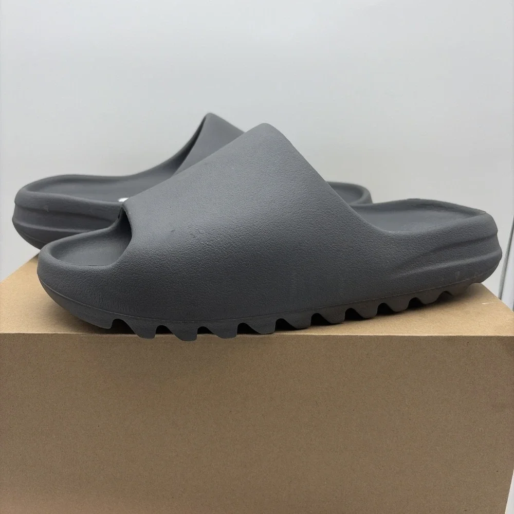 adidas Yeezy Slide Slate Grey ID2350 Mens Size 11 Gray Slip On Sneaker